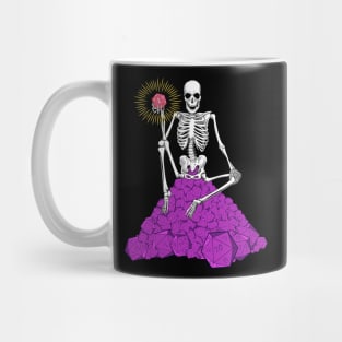 Skeleton on D20 dice mountain - Roleplayer Mug